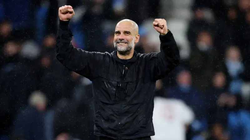 بعد صيحات استهجان ضد إفطار لاعبيه.. غوارديولا يطلب مزيدًا من الاحترام