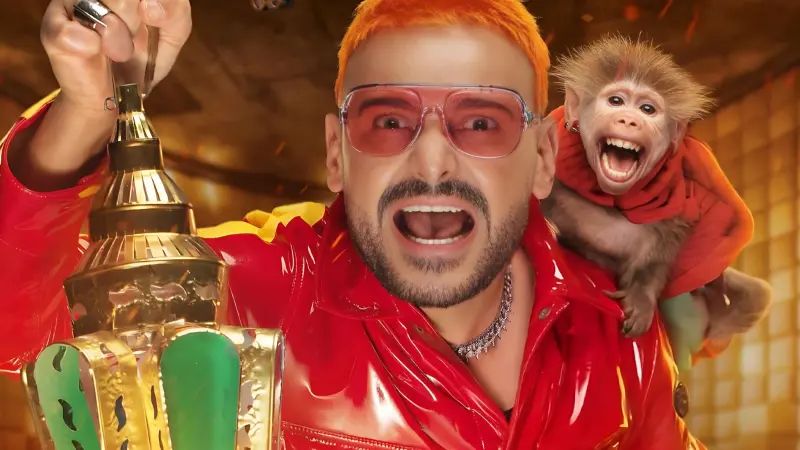 فيديو - رامز جلال يكشف عن ملصق برنامجه "رامز ليفل الوحش"