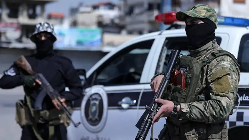 الداخلية السورية ترفع الحواجز من مدن الساحل.. ما السبب؟