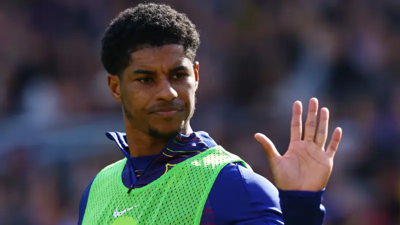 مايكل كاريك يفتح الباب أمام عودة راشفورد إلى مانشستر يونايتد