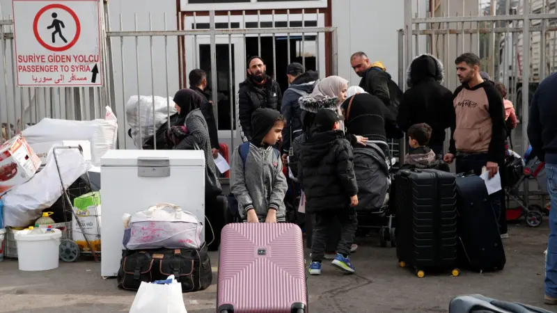 تركيا: 25 ألف سوري عادوا إلى بلدهم منذ سقوط الأسد
