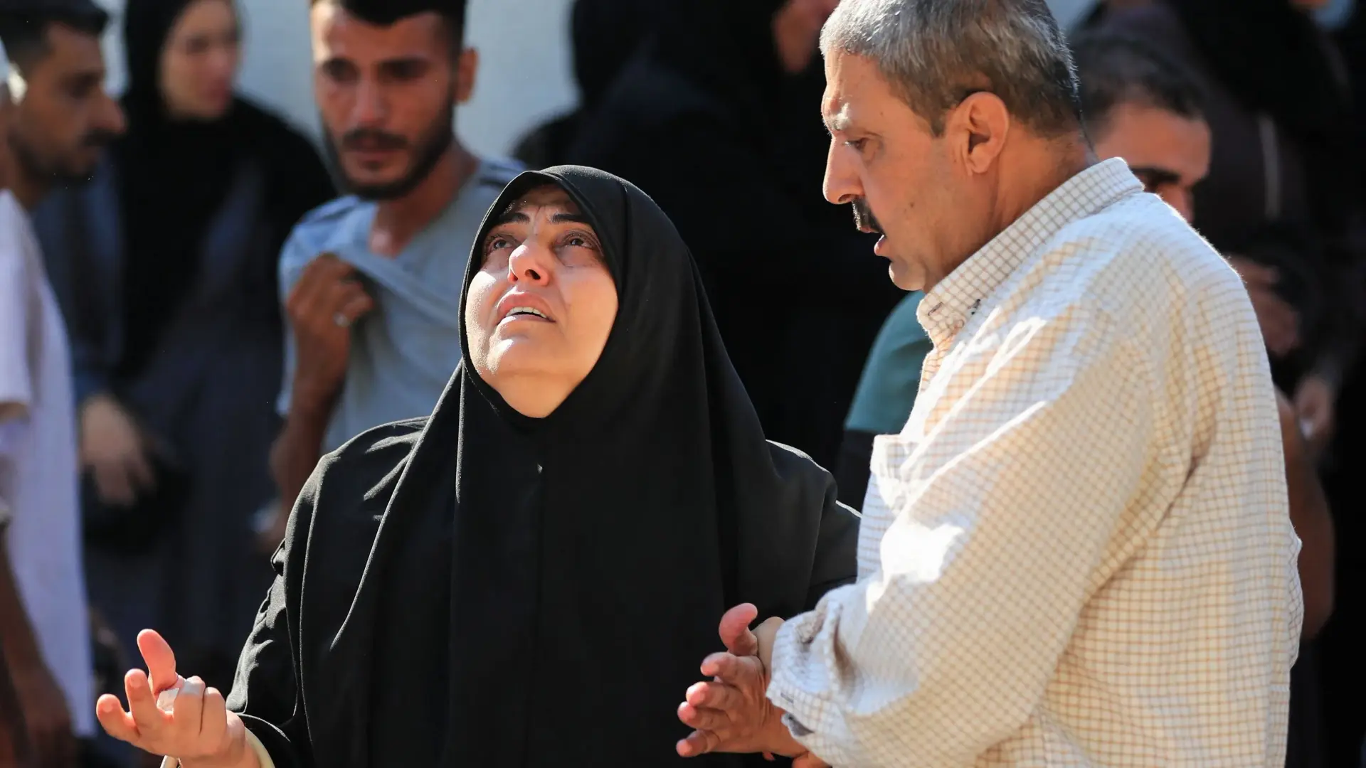 مصادر طبية: 9 قتلى بنيران إسرائيلية خلال 48 ساعة في غزة (رويترز) مصادر طبية: 9 قتلى بنيران إسرائيلية خلال 48 ساعة في غزة (رويترز)