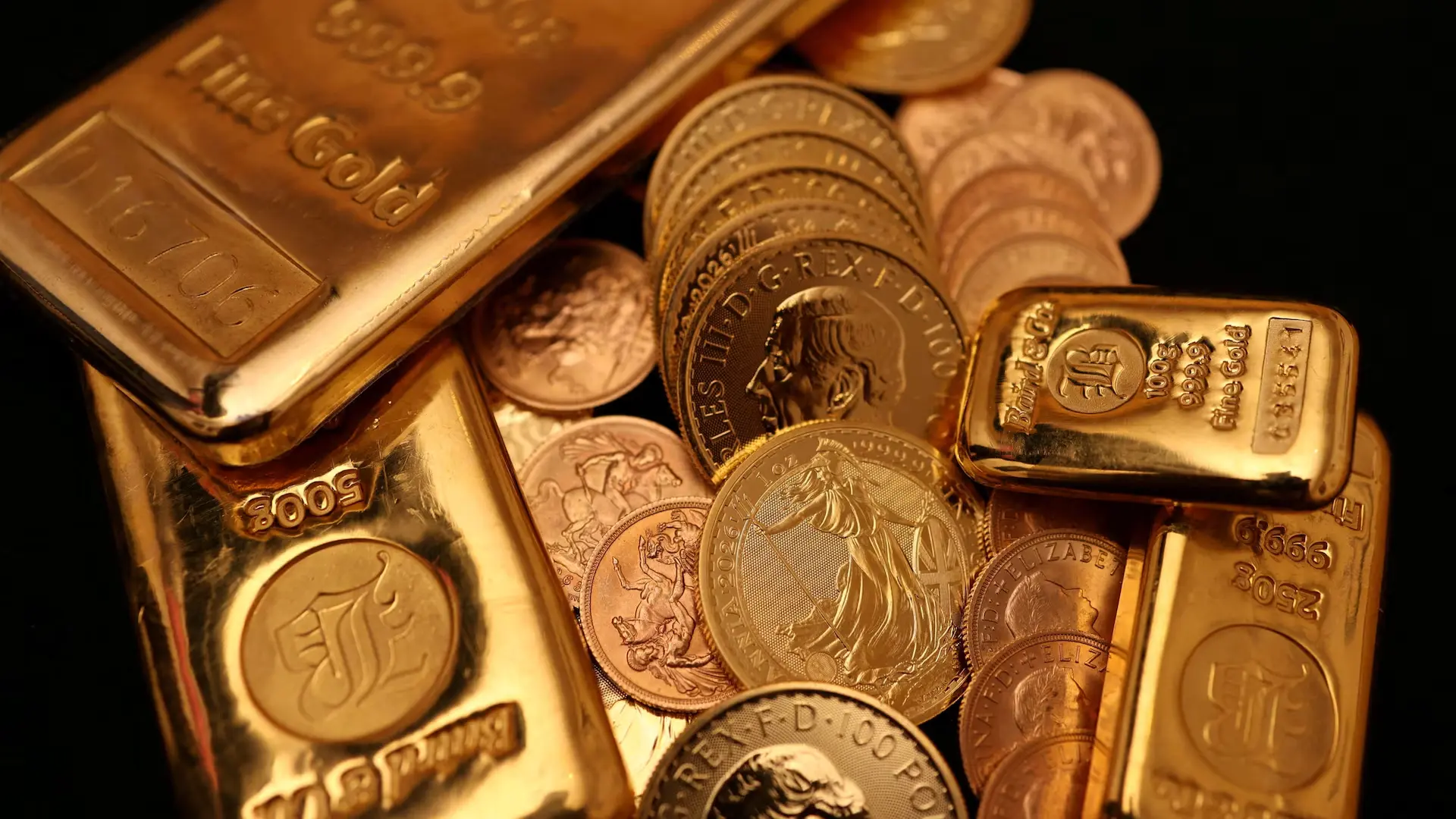توقعات أسعار الذهب الأيام المقبلة تميل إلى الحياد (رويترز) توقعات أسعار الذهب الأيام المقبلة تميل إلى الحياد (رويترز)