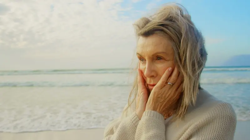 هل انقطاع الطمث المبكر مرتبط بالخرف؟