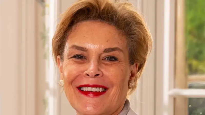 من هي راوية منصور؟ سيدة أعمال مصرية تحولت من التصميم إلى الزراعة