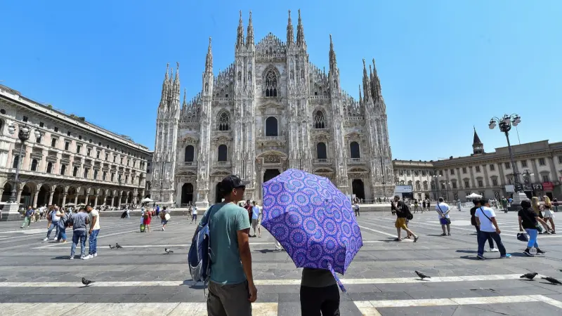 إيطاليا تصدر أعلى مستوى تحذير من الحر