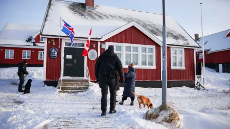 التغيير المناخي يهدد مستقبل غرينلاند