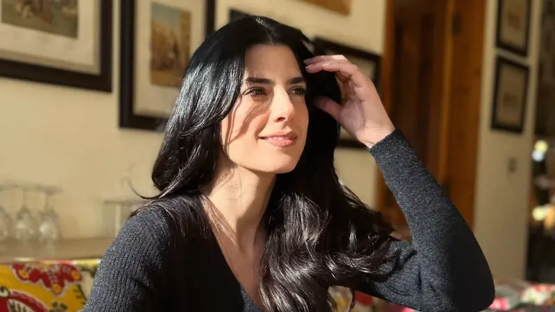 فيديو - كارمن بصيبص: حادث كان صفعة في حياتي.. وهذا سرّ نجاح زواجي