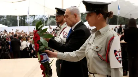 related_news_inside_blogsنتانياهو: الجيش سيبقى في لبنان و"حزب الله" سيدفع الثمن