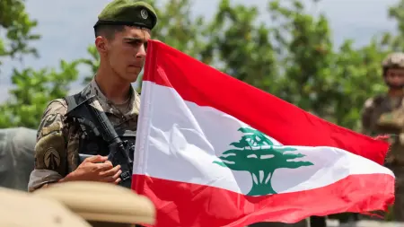 عون: الجيش اللبناني وحده من يملك شرعية حمل السلاح