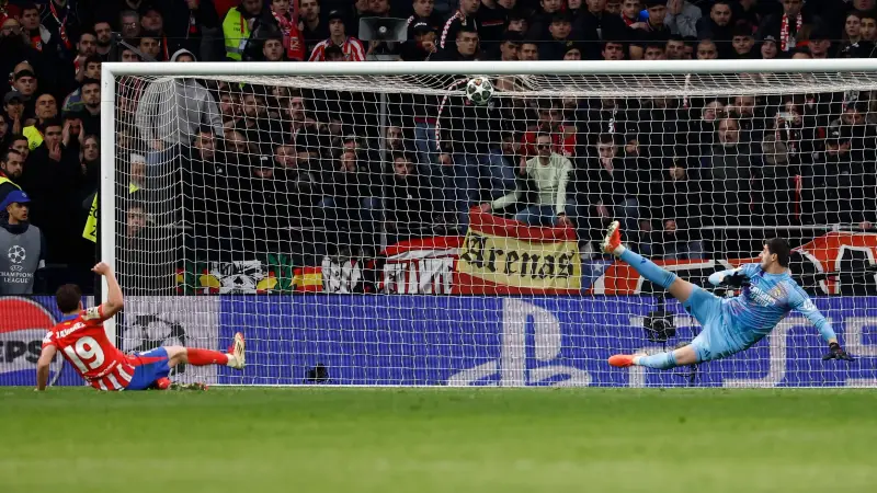 بسبب ريال مدريد.. تعديل قانون ركلة الجزاء في كرة القدم