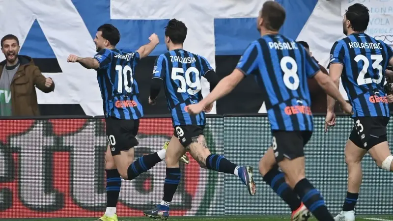 الدوري الإيطالي - أتالانتا يهزم نابولي ويُبعده عن صراع اللقب