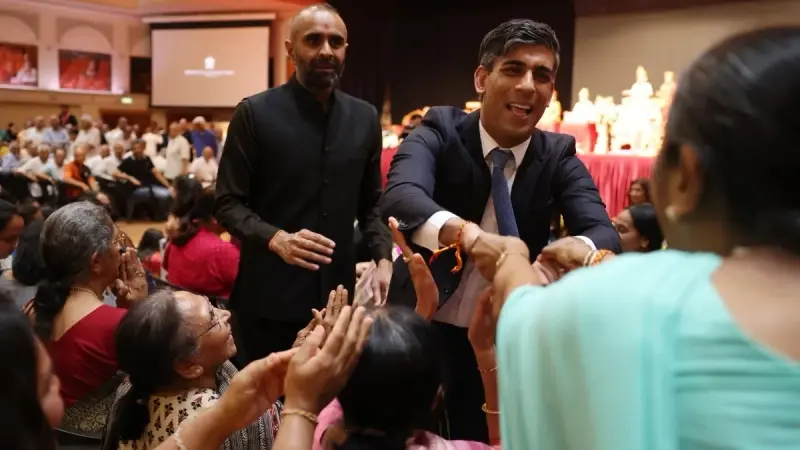 سوناك يكسر الصمت حول التصعيد بين الهند وباكستان