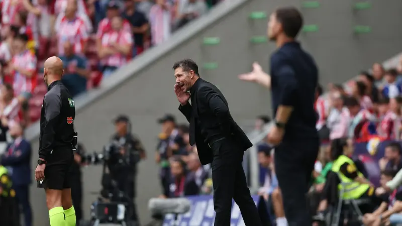 ديربي مدريد - ألونسو يدعو للاستفادة من الخسارة القاسية.. وسيميوني يذرف دموع الفرح