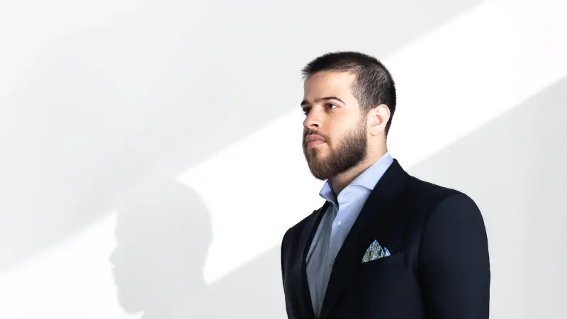 بآية من القرآن.. أدهم النابلسي يردّ على إنجي خوري