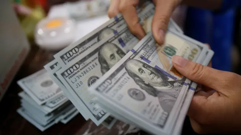 سعر صرف الدولار في العراق اليوم السبت 1/8/2026 مقابل الدينار العراقي يصعد مع بداية أغسطس