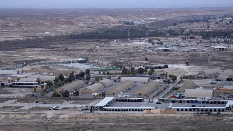 العراق.. انفجارات داخل قاعدة عين الأسد غرب الأنبار