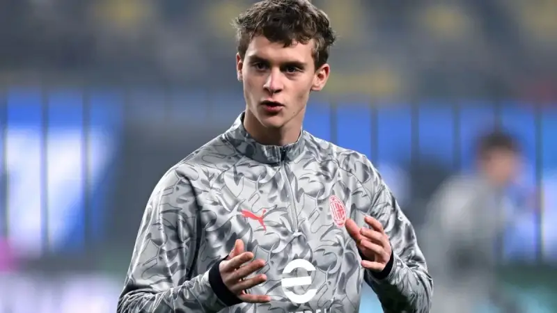 على خطى "السلطان".. الابن الأكبر لإبراهيموفيتش ينتقل إلى أياكس