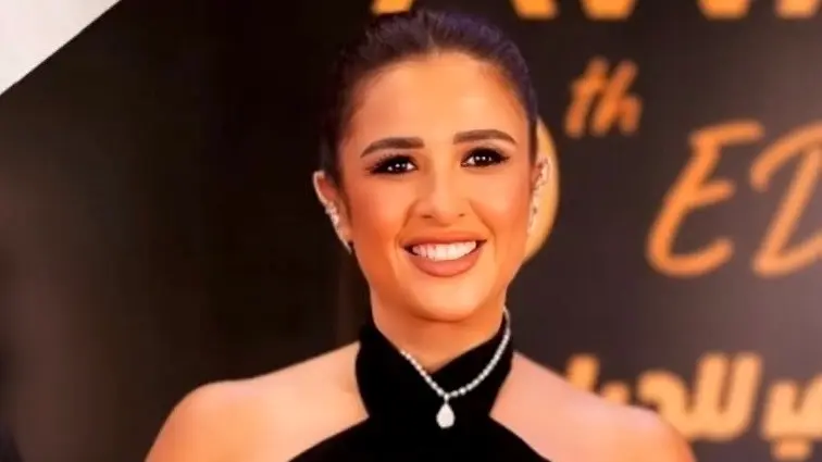 ياسمين عبد العزيز تواجه حملات تشويه بالتزامن مع الإعلان عن مسلسلها الجديد