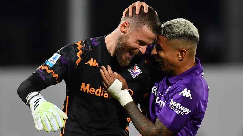 دي خيا يتصدى لركلتيّ جزاء ويقود فيورنتينا للفوز على ميلان في الدوري الإيطالي