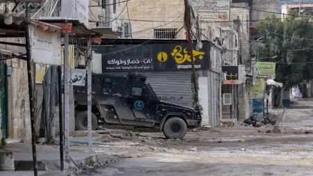 related_news_inside_blogsالجيش الإسرائيلي يعتقل 20 فلسطينياً دخلوا مخيم جنين