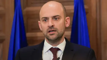 related_news_inside_blogsوزير الخارجية الفرنسي: نسعى لتسوية دائمة بالشرق الأوسط