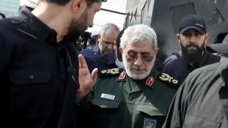 related_news_inside_blogsهل عمل إسماعيل قاآني كجاسوس لإسرائيل؟