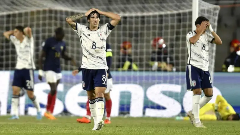 بعد إيقافه في إيطاليا.. الاتحاد الإنجليزي يعاقب لاعبا بسبب المراهنات