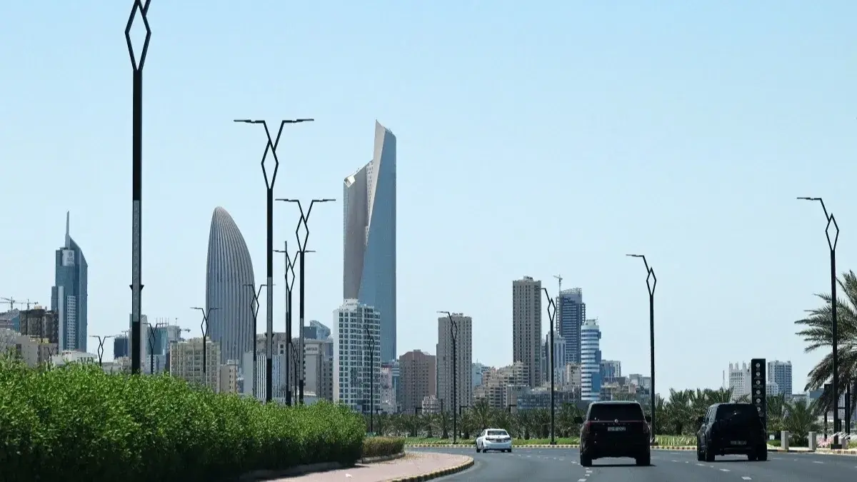 الجيش الكويتي حث الجميع على التقيد بتعليمات الأمن (أ ف ب) الجيش الكويتي حث الجميع على التقيد بتعليمات الأمن (أ ف ب)