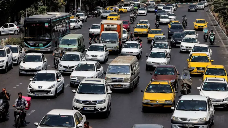 الصين تعمق جراح إيران بخفض حركة التجارة النفطية