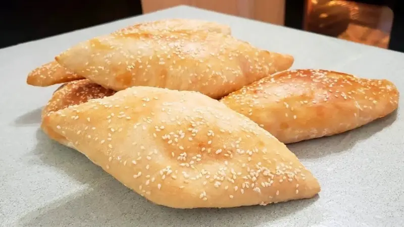 العراق يحبط محاولة تهريب مخدرات بخبز الصمون