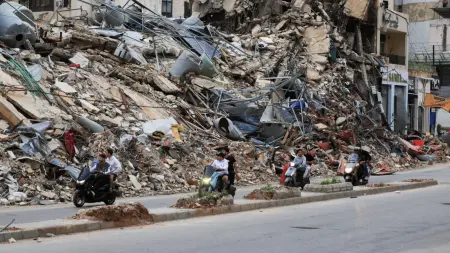 related_news_inside_blogsآخر أخبار قصف لبنان.. دعوات للتريّث في عودة النازحين من الجنوب