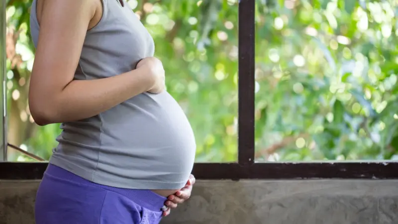 دراسة تربط بين انخفاض وزن الجنين والخرف