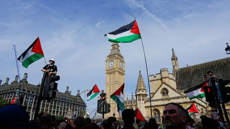 اعتقال العشرات في لندن خلال تظاهرة مؤيدة لفلسطين