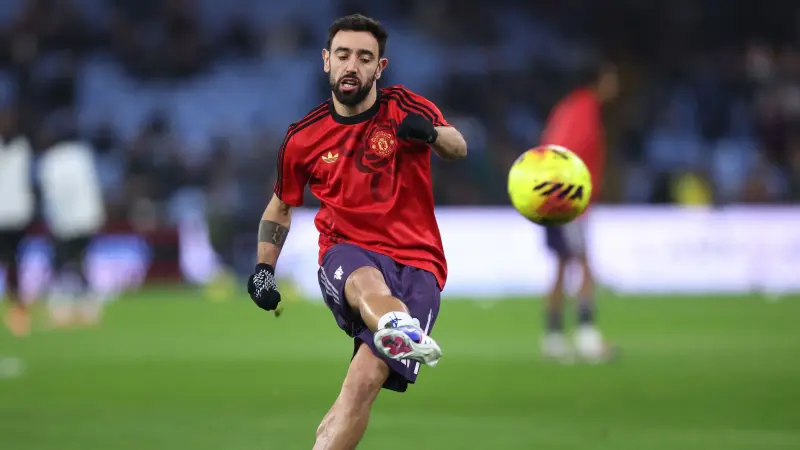 إصابة برونو فيرنانديز ومدة غيابه.. تصريحات أموريم تصدم جماهير مانشستر يونايتد