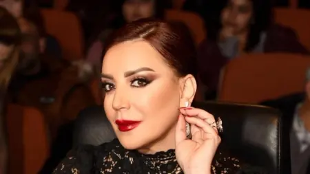 related_news_inside_blogsفيديو – شكران مرتجى تجذب الأنظار بعد لحظة عفوية مع أحد المعجبين