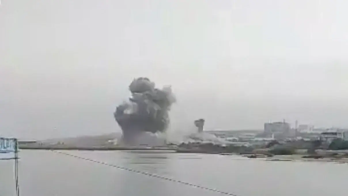واشنطن شنت ضربات واسعة على مدن إيرانية (رويترز) واشنطن شنت ضربات واسعة على مدن إيرانية (رويترز)