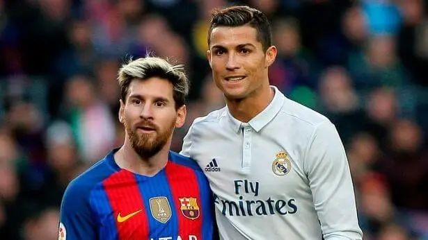 أسطورة ريال مدريد يفضل ميسي على رونالدو.. هل يثير غضب جماهير الملكي؟