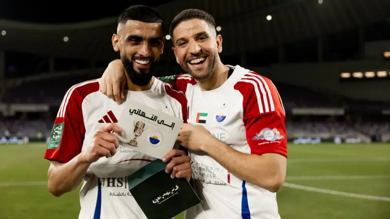 كأس رئيس دولة الإمارات - الشارقة إلى النهائي بعد الفوز على الجزيرة