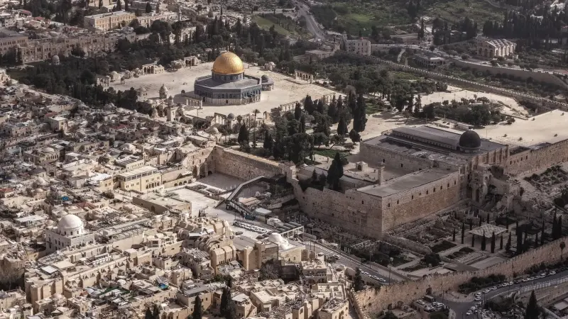 مدينة ملاهٍ فوق أنقاض الفلسطينيين.. إسرائيل تهدم حي البستان