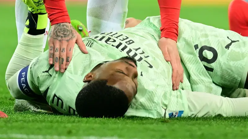 تطورات إصابة مانيان حارس ميلان بعد اصطدام خطير في الرأس
