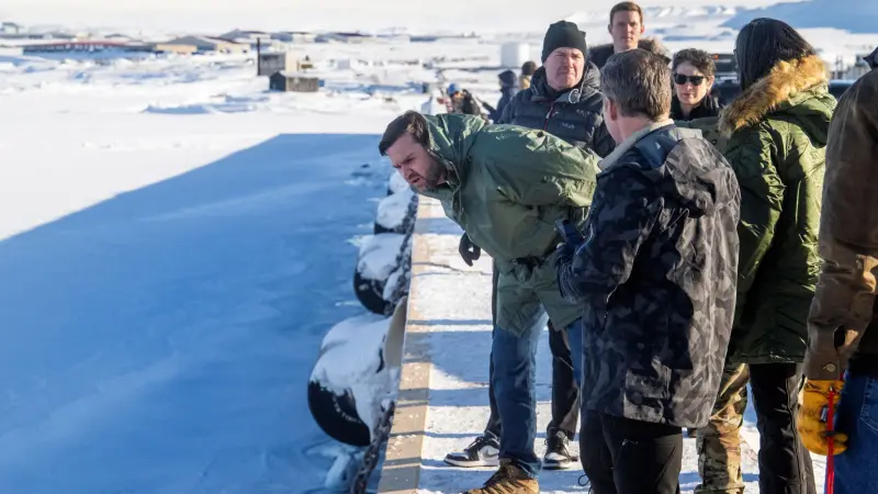 هل يمكن أن تحدد أمريكا سعرا لغرينلاند؟