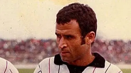 أسطورة المحمدية والكرة المغربية.. من هو أحمد فرس وسبب وفاته؟