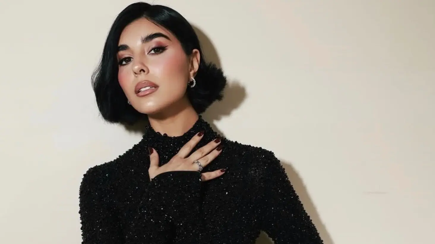 الفنانة اللبنانية زينة مكي تحتفل بخطوبتها ( إكس) الفنانة اللبنانية زينة مكي تحتفل بخطوبتها ( إكس)