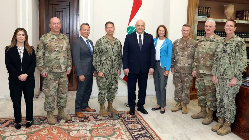 عون يطالب أميركا بالضغط على إسرائيل للانسحاب من لبنان