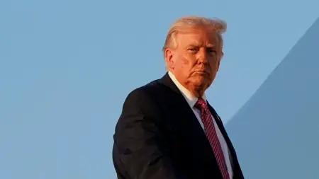 related_news_inside_blogsتحليل: الحرب مع إيران تدخل شهرها الثاني.. وترامب في مأزق