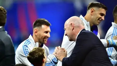 related_news_inside_blogsكأس العالم 2026- صمت فيفا وغضب المنافسين.. هل أصبح طريق الأرجنتين مفروشا بالهدايا؟