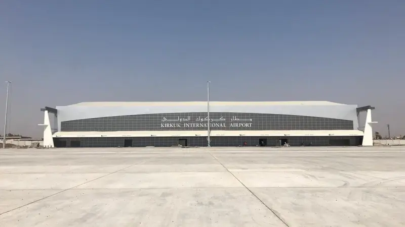 فيديو - هجوم صاروخي يستهدف قاعدة جوية عراقية في كركوك