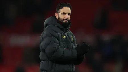 related_news_inside_blogsمانشستر يونايتد يقيل مدربه أموريم