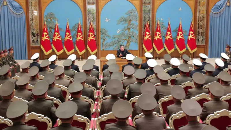 كوريا الشمالية تعزز حدودها الجنوبية وتحذر من الحرب